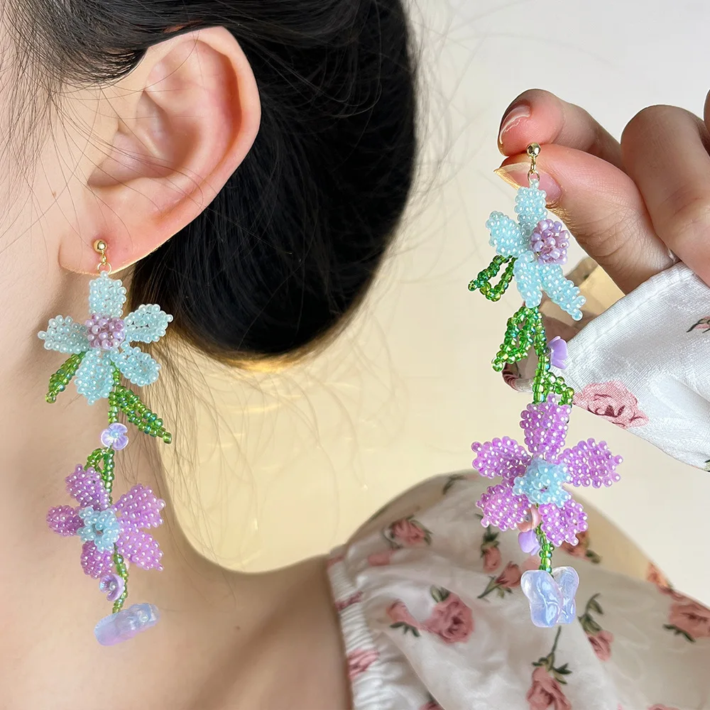 Two-color beaded flower earrings, pure hand-woven elegant flower earrings