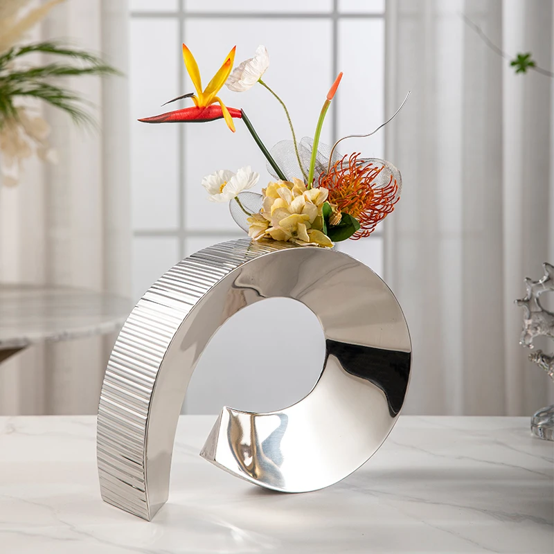 

Modern Stainless Steel Vase Ornaments Minimalist Modern Home Decor Luxury Living Room Centerpiece Elegant Metal Flower Holder