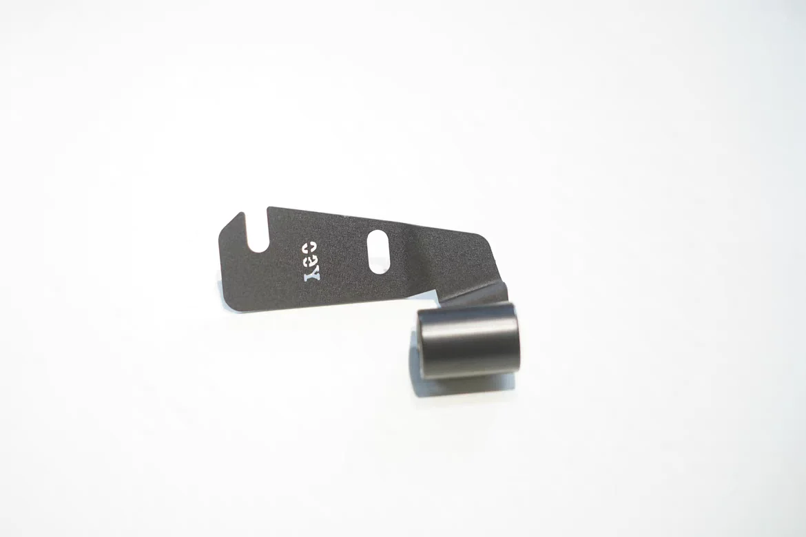 5G Car Antenna for Improved Communication