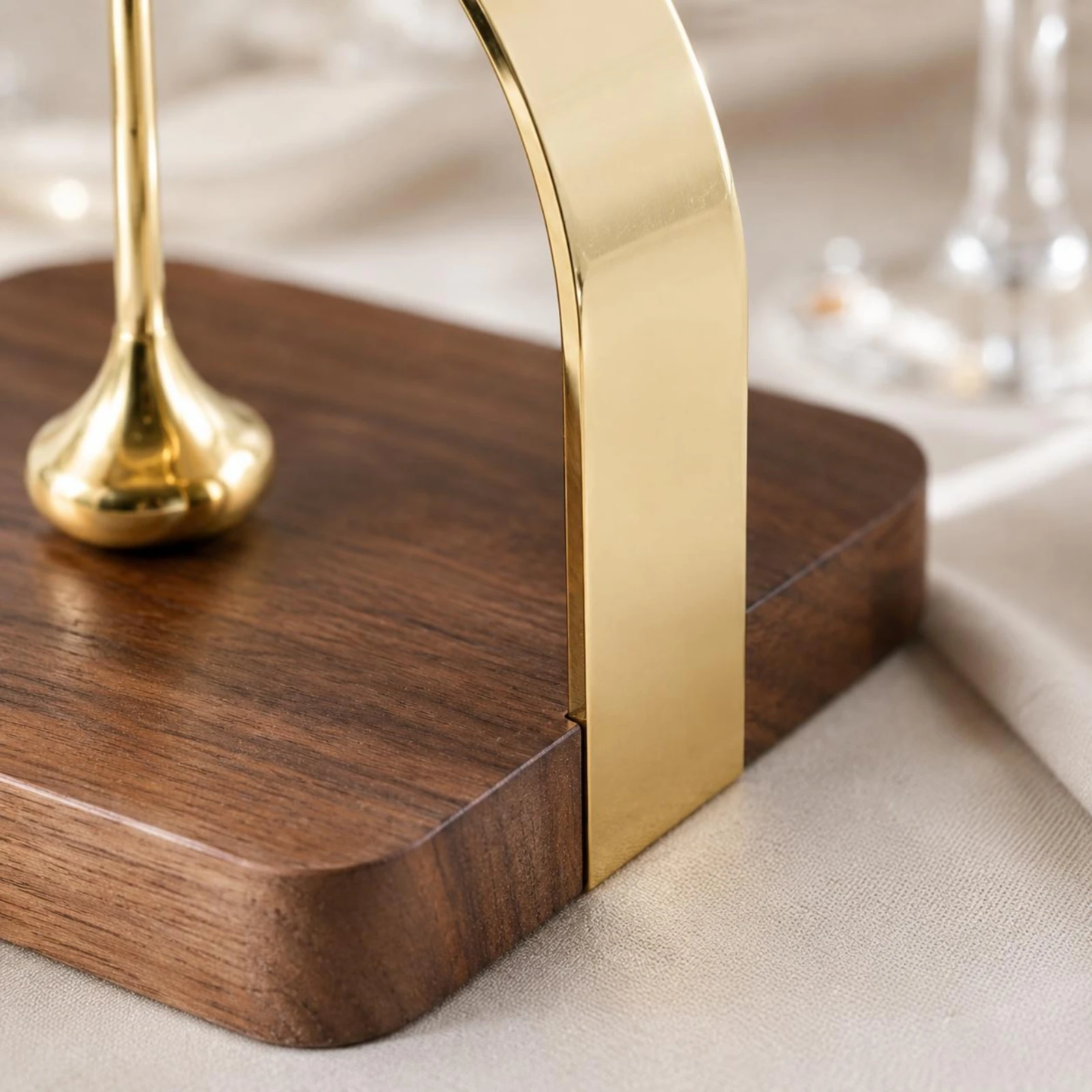Tabletop Tissue Rack Arched Stainless Steel Napkin Holder Tissue Rack Modern Napkin Holder Rounded Corners