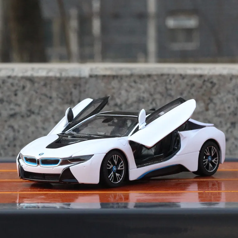 

KaKBeir 1:24 BMW I8 White Car Alloy Car Model Simulation Car Decoration Collection Gift Toy Die Casting Model Boy Toy