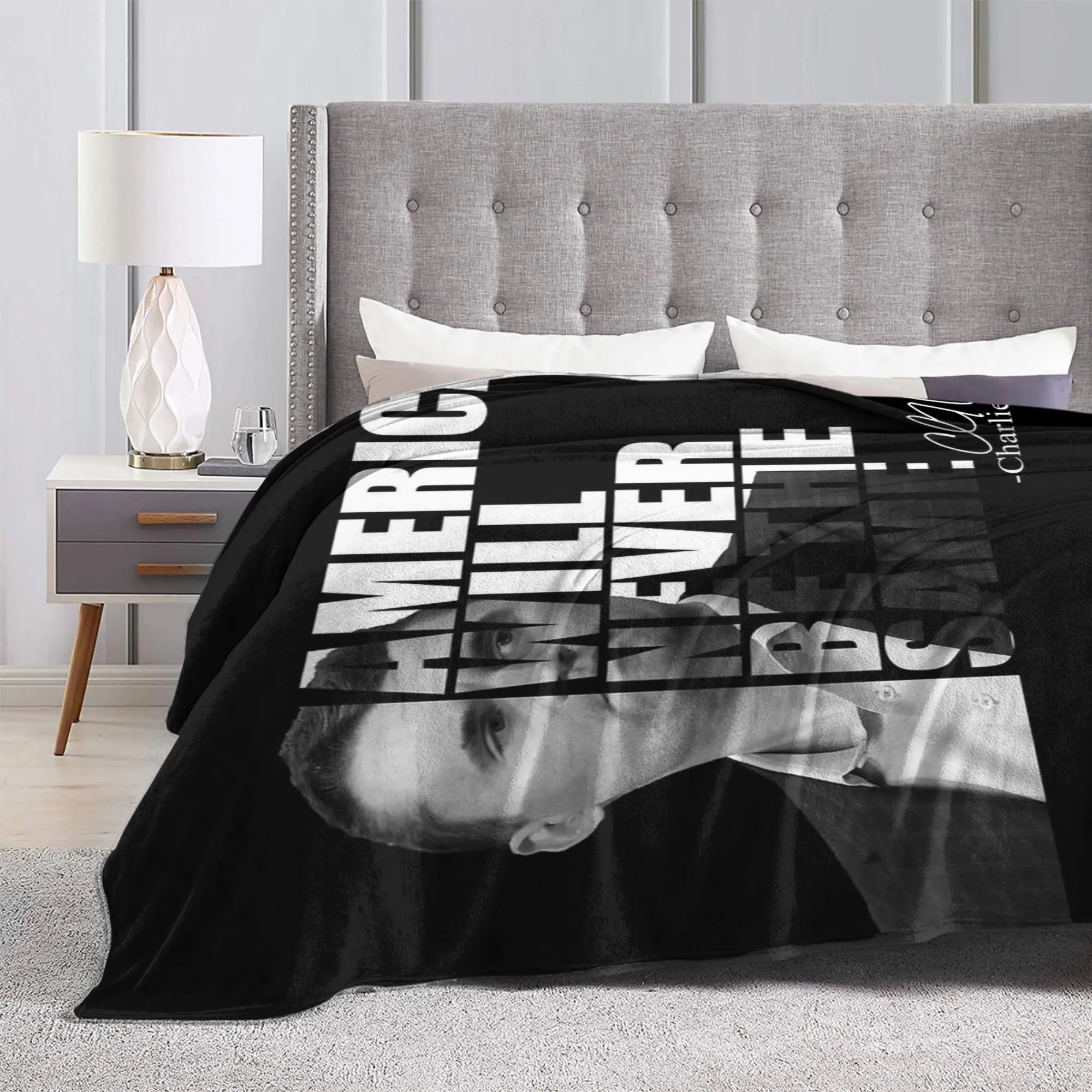 أمريكا لن تكون نفسها تشارلي كيرك التوقيع البطانيات الدافئة الكبار أفخم رمي بطانية الأريكة كرسي الفانيلا المفرش #4