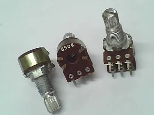 2PCS/LOT Taiwan produces RV12 type double potentiometer, A50K shaft length 15MM