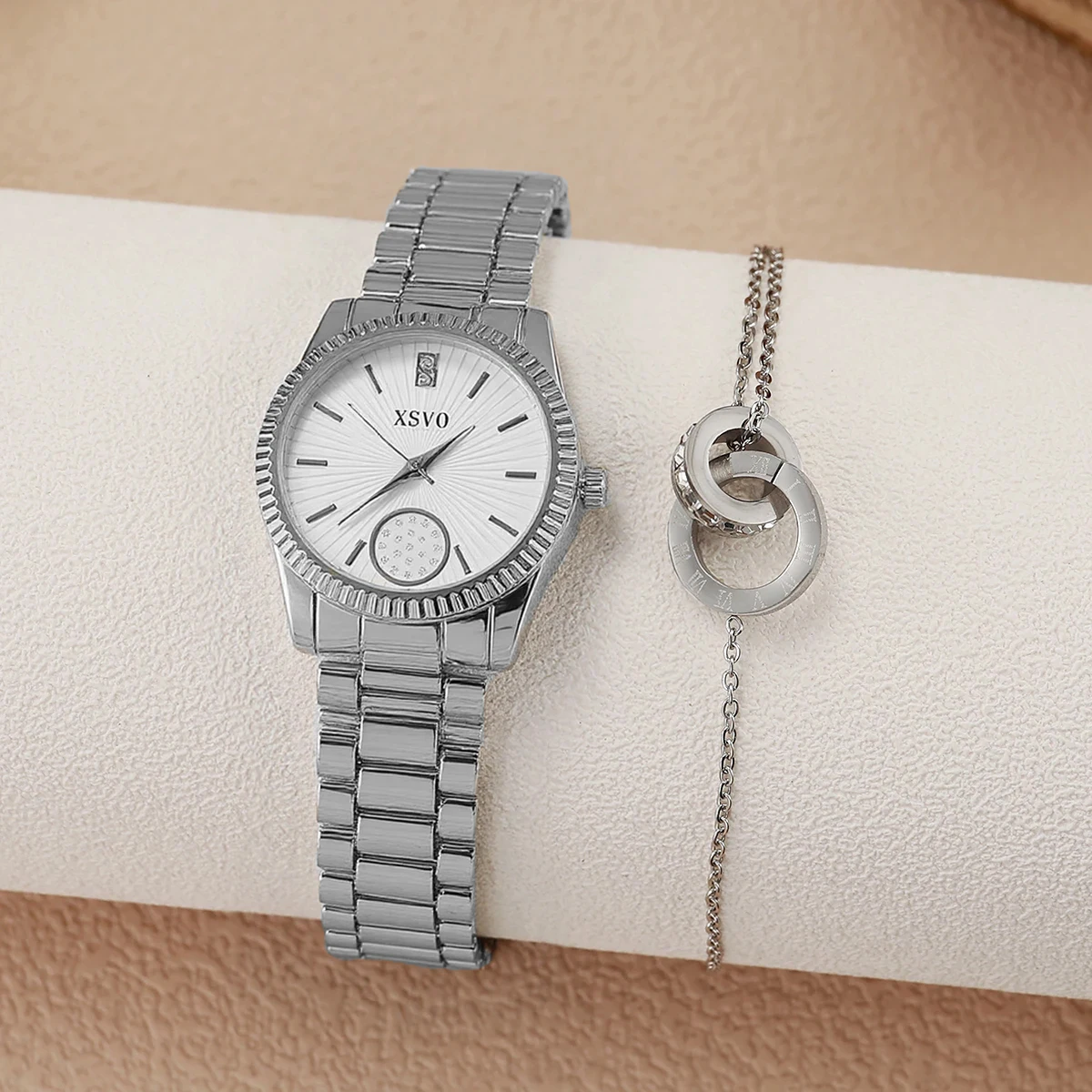 

Fashionable and elegant fashion round dial alloy material Women's quartz watch bracelet 2 sets, suitable for Thanksgiving, Chris