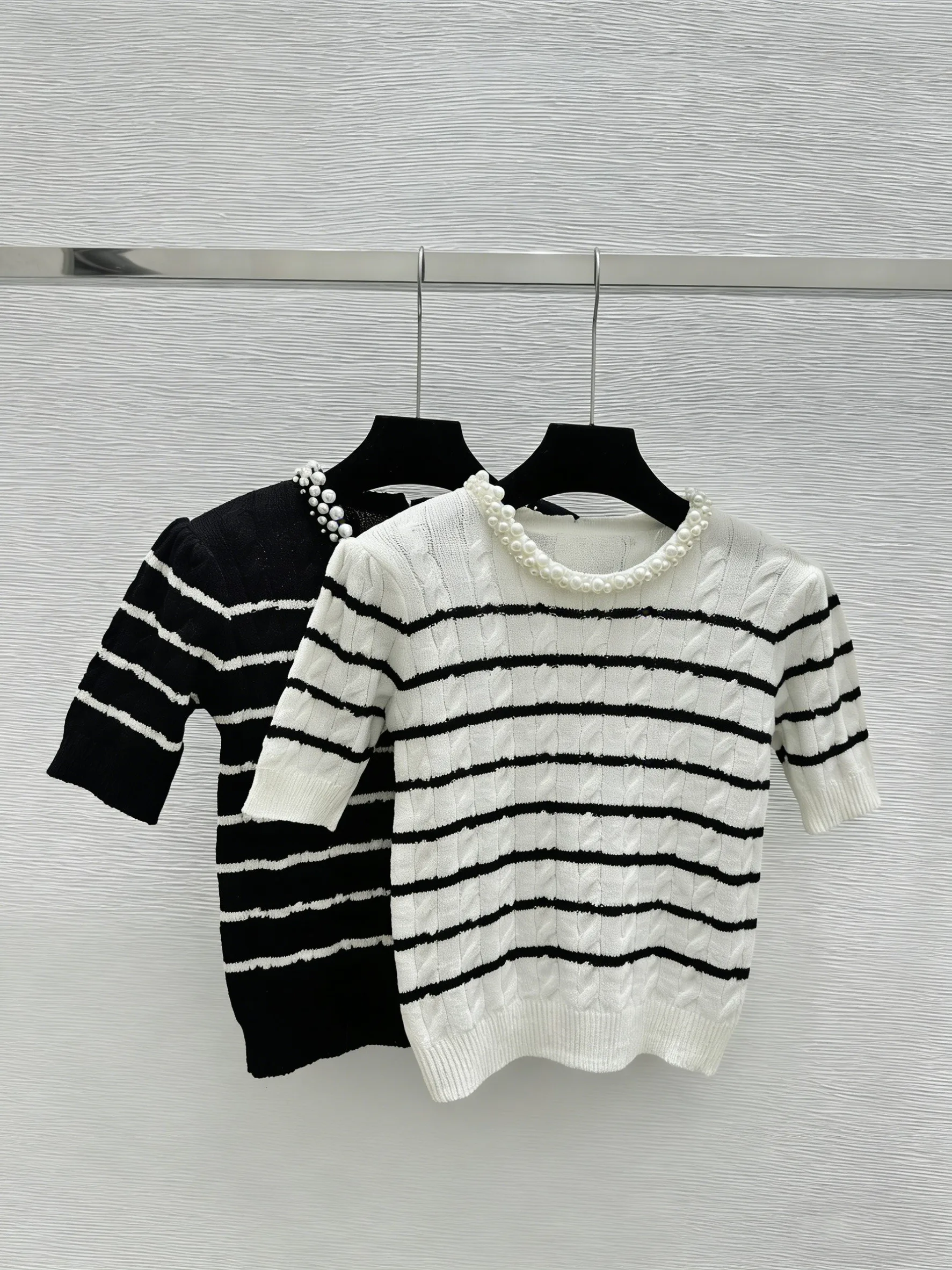 

Высококачественная модная повседневная женская футболка из чистого хлопка с коротким рукавом, удобная и стильная летняя женская одежда из чистого хлопка.