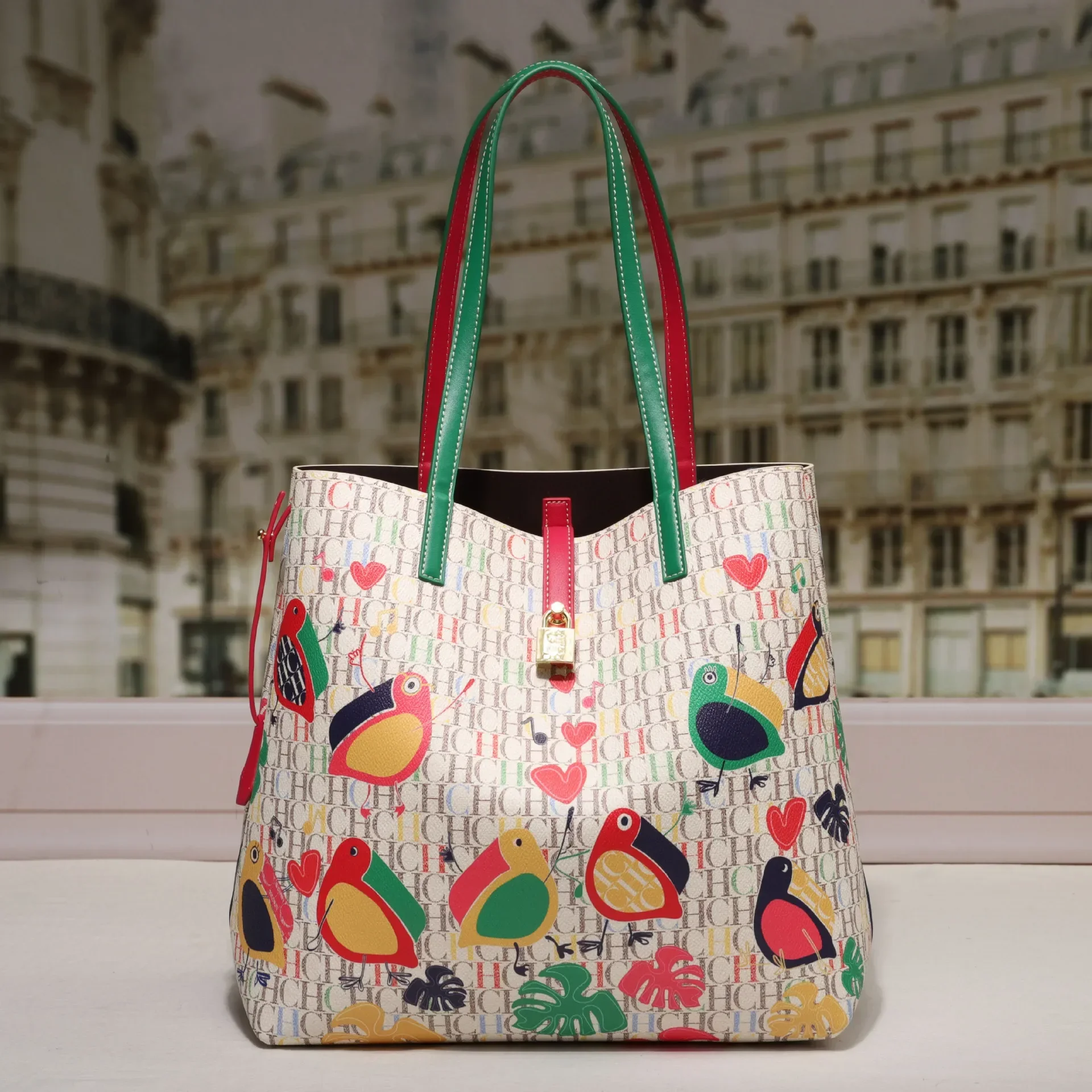 

2025 Новая мода, элегантная популярная женская кожаная сумка через плечо, сумка через плечо, сумка-мессенджер от дизайнера люксового бренда