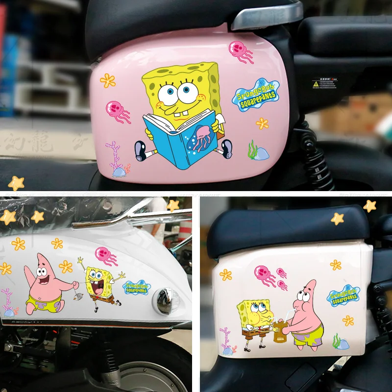 การ์ตูนน่ารัก SpongeBob SquarePants สติ๊กเกอร์ Patrick Star หมวกกันน็อครถจักรยานยนต์สติกเกอร์รถยนต์ไฟฟ้าเพื่อป้องกันรอยขีดข่วนขายส่ง