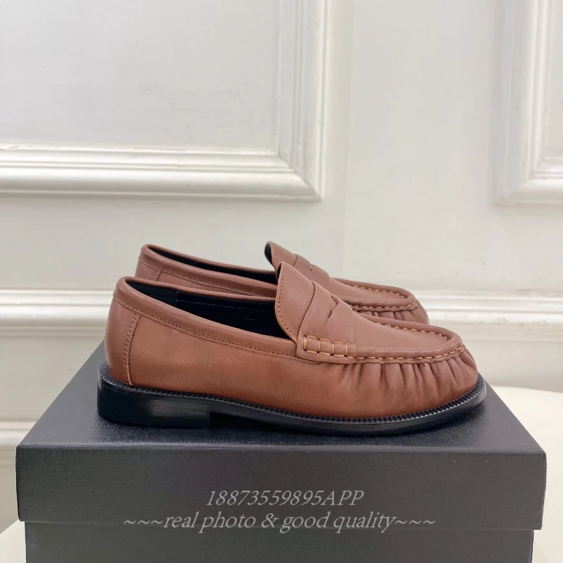 حذاء مسطح فرنسي ريترو جديد تمامًا مصنوع من جلد العجل، مع نعل جلد طبيعي للسيدات من Lofu، حذاء فردي مريح وغير رسمي