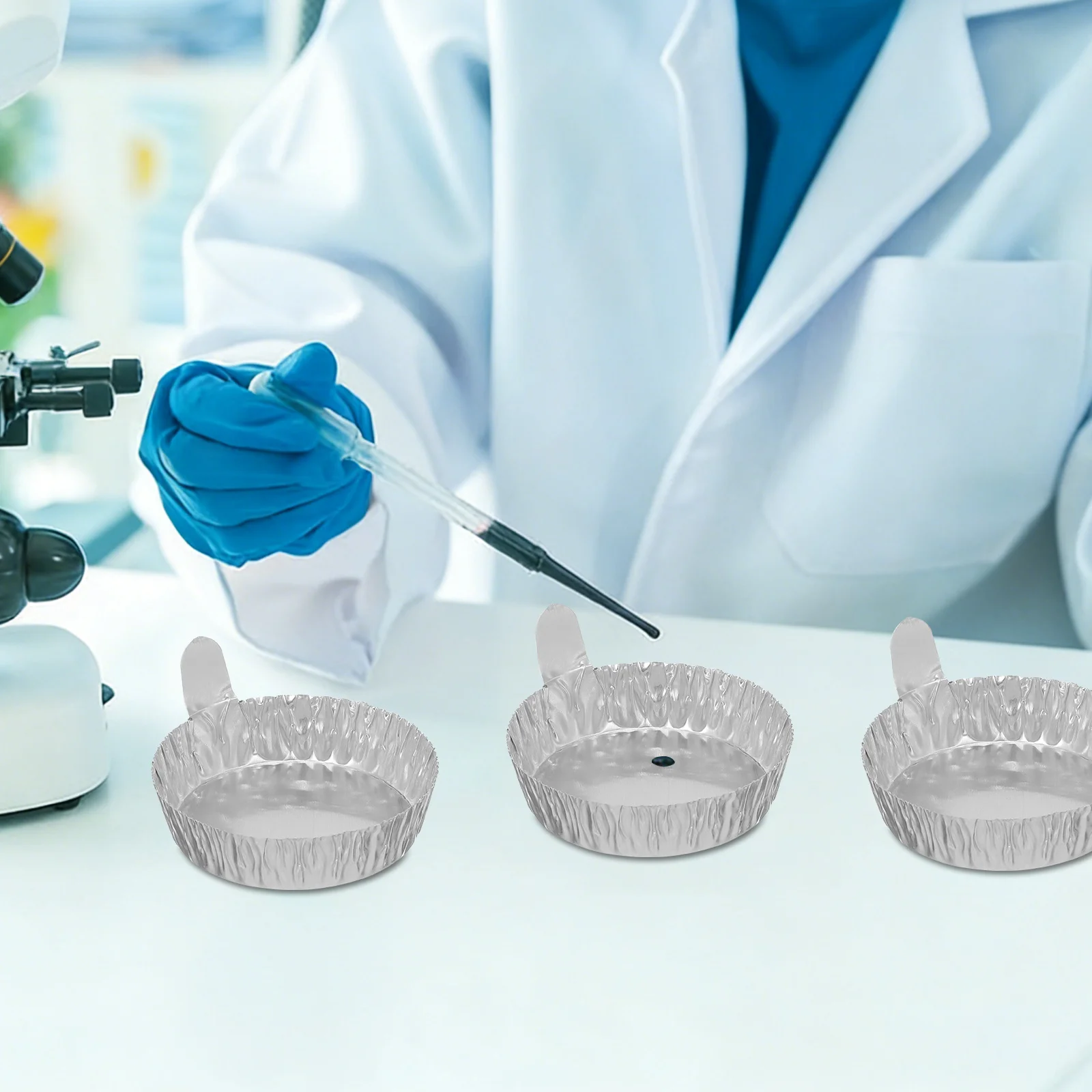 100Pcs Sample Weighing Trays Aluminum Foil Weighing Plates Portable Stackable Lab Balance Dishes Easy Remove Handle