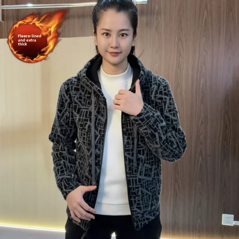 

Мужская утепленная куртка с капюшоном на флисовой подкладке, приталенная, повседневная, на молнии, с длинными рукавами, из полиэстера, для осени и зимы