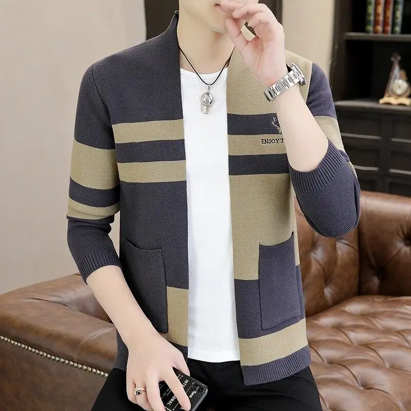 

Мужской тонкий вязаный свитер-кардиган на осень, свободный крой, молодежный, весенний, с длинным рукавом, V-образным вырезом и буквенным узором