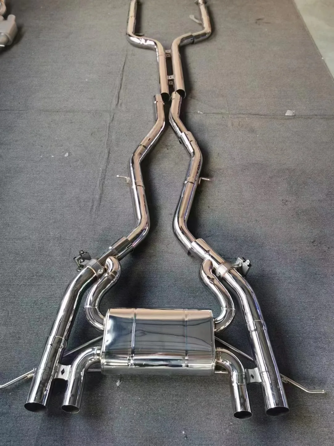 Factory Equal Length Mid Pipe Car Exhaust Systems 304 Stainless Steel Exhaust Pipe for  M3/M4 F80 F82 F83 S55 3.0T