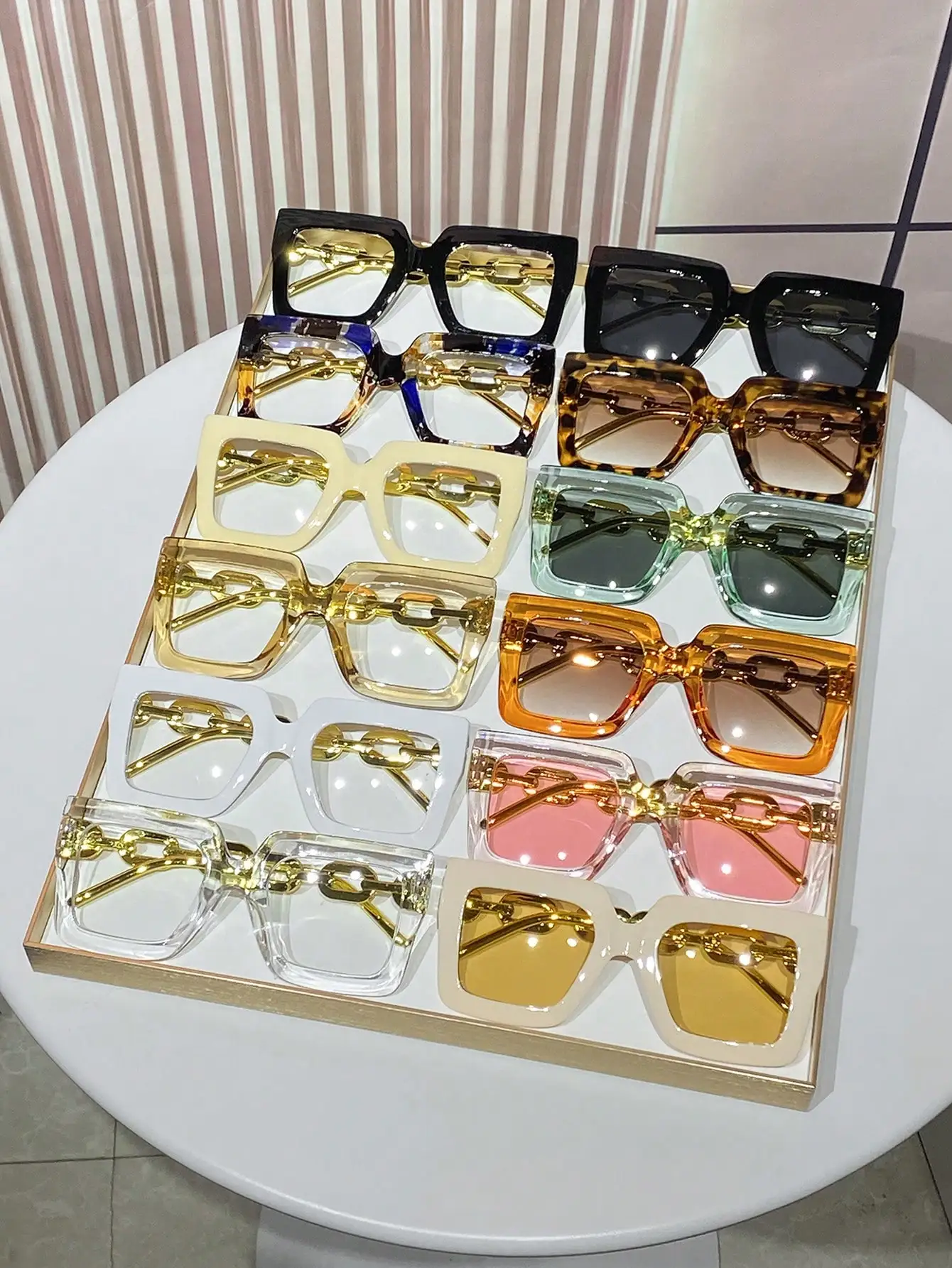 

12-Pack Oversized Square Frame Chain Detail Fashion Sunglasses for Women