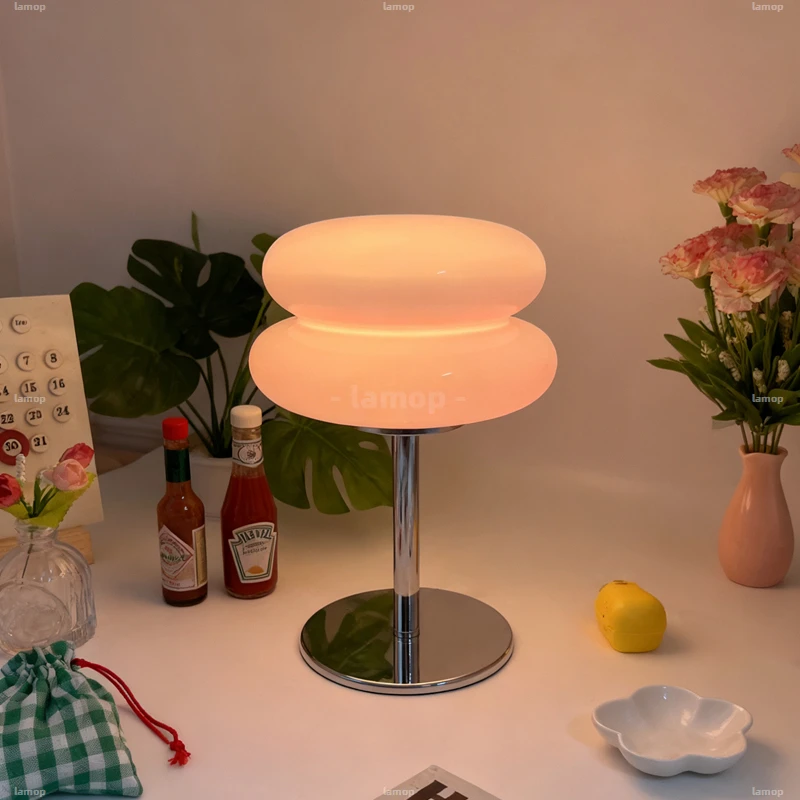 Desk Lamp Bedroom Decor Lamp Bauhaus Postmodern Minimalist Mid-century Ambient Light Hot Selling
