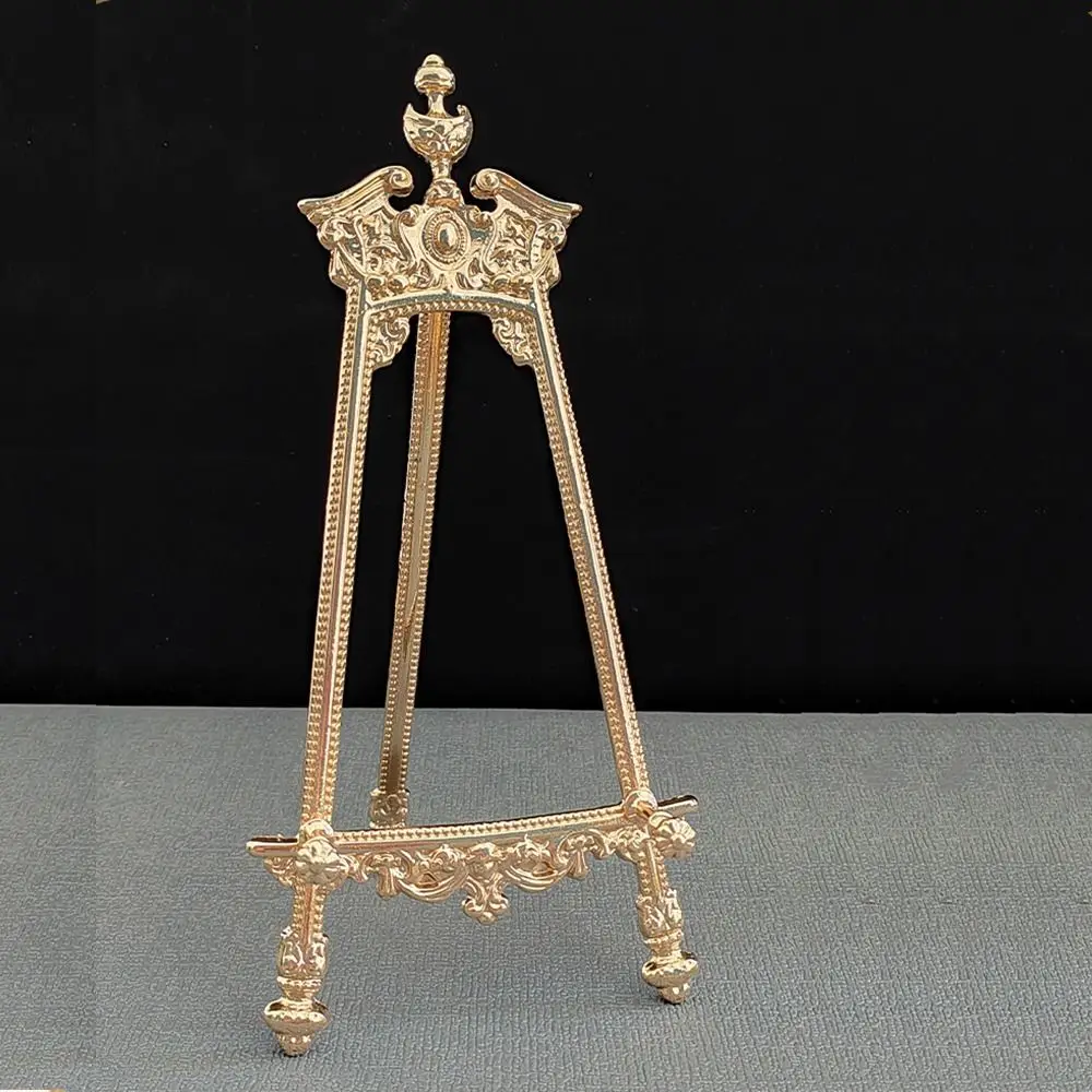Retro Style Creative Frame Bracket Elegant Gold Plate Display Stand Durable Metal Frame Art Photo Frame Holder Entryway Display