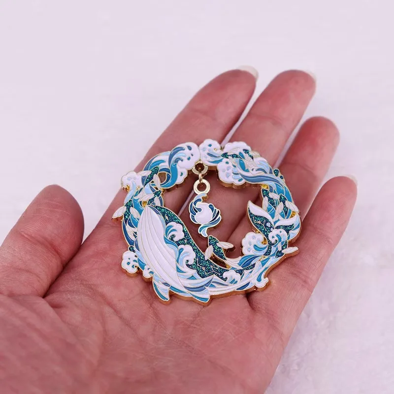 Cute Sea Animal Brooch Glitter Whale Badge Fashion Student Backpack Pin Clothing Accessories Friends Jewelry Gift