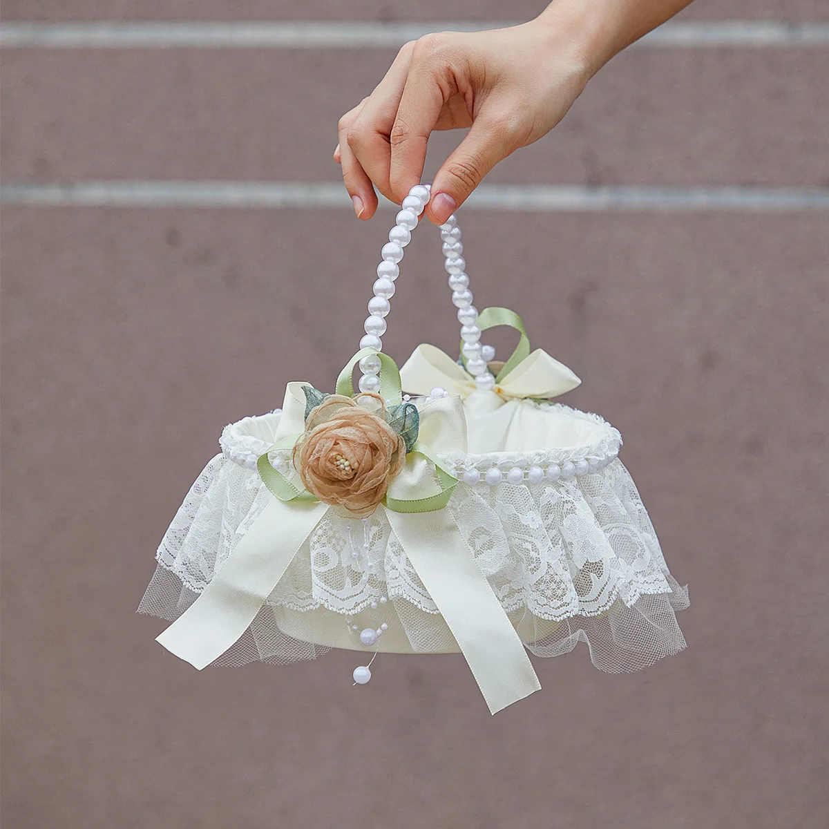 cesta-pequena-para-dama-de-honra-de-casamento-cesta-artesanal-de-renda-e-tecido-de-seda-ornamento-para-decoracao-de-casa-doces-e-petalas-para-festas-e-cerimonias