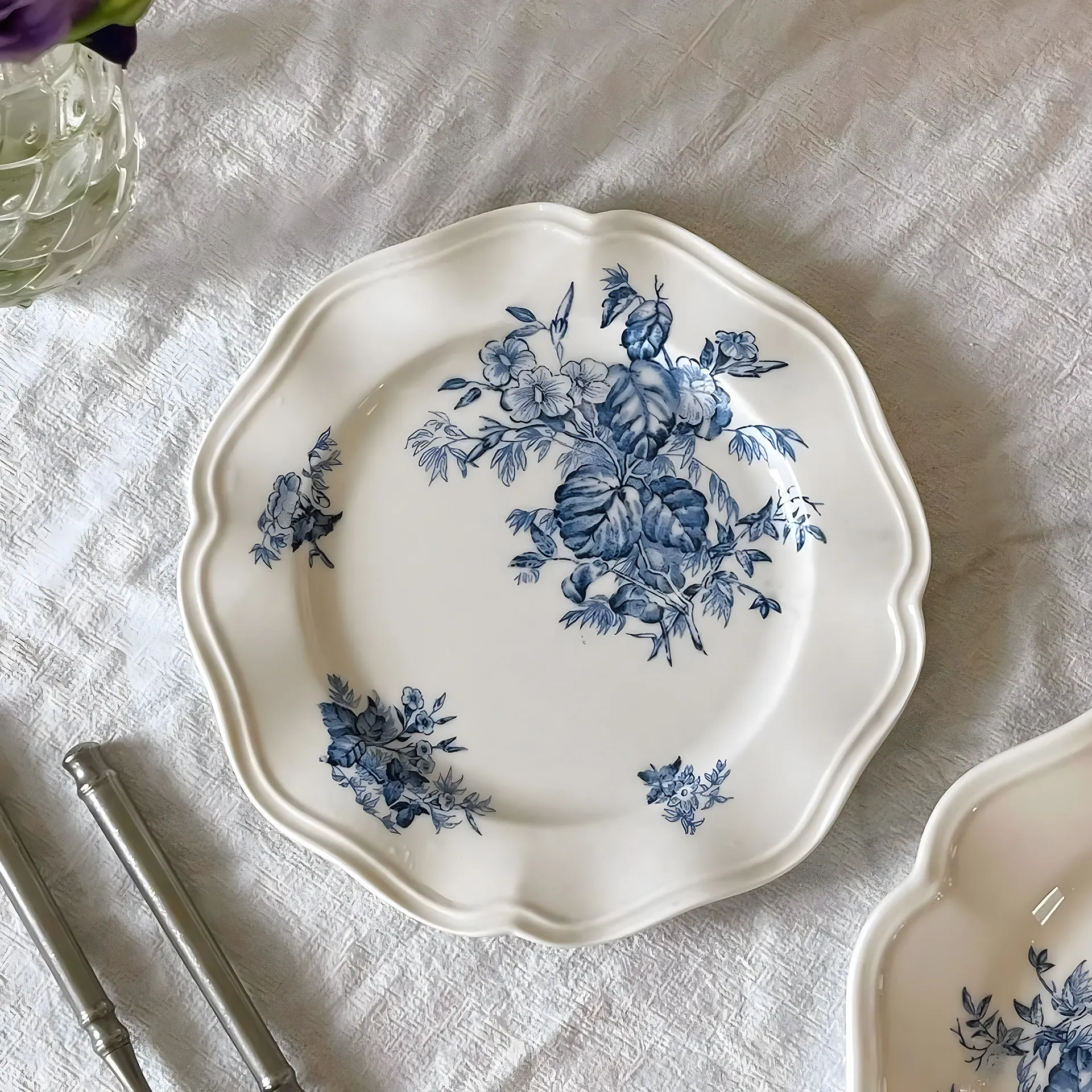 Breakfast plate, fat reducing salad, spaghetti, French retro high-end feeling, ins style plate