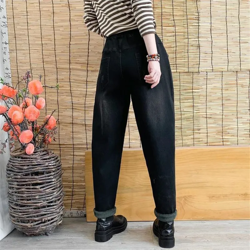 Add Velvet/No Velvet Women\'s Jeans Autumn Winter Elastic Waist Denim Pants Female Wild Retro Stretch Cowboy Haren Pants 4XL