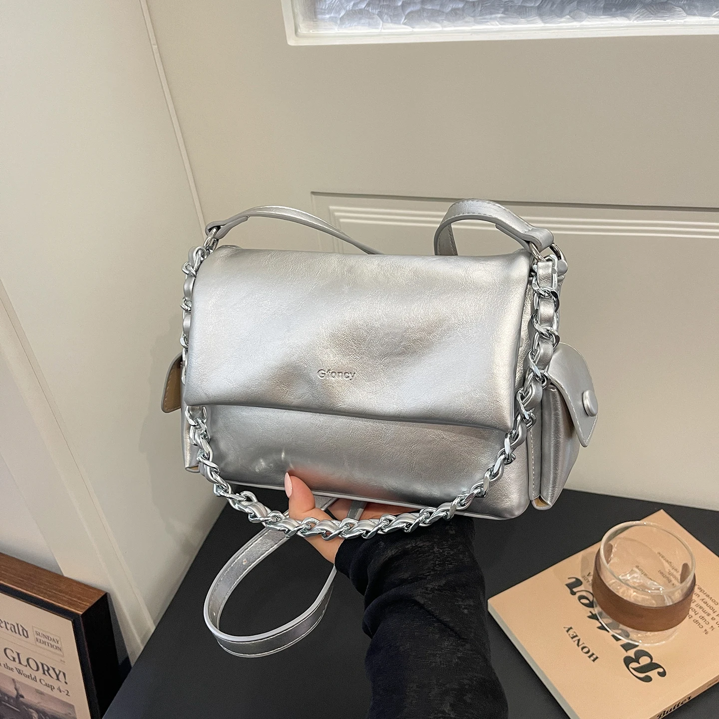 

PU Leather Handbag Women Designer Chains flap Shoulder Bag Luxury Silver Party Clutch Bags Purse Small Crossbody Tote Female Bag