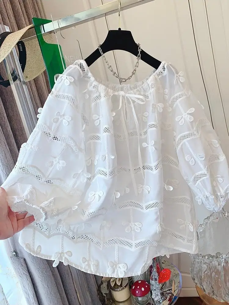 2025年夏 レッド刺繍ボウレース ワンネック半袖シャツ おしゃれなルーズトップス レディース