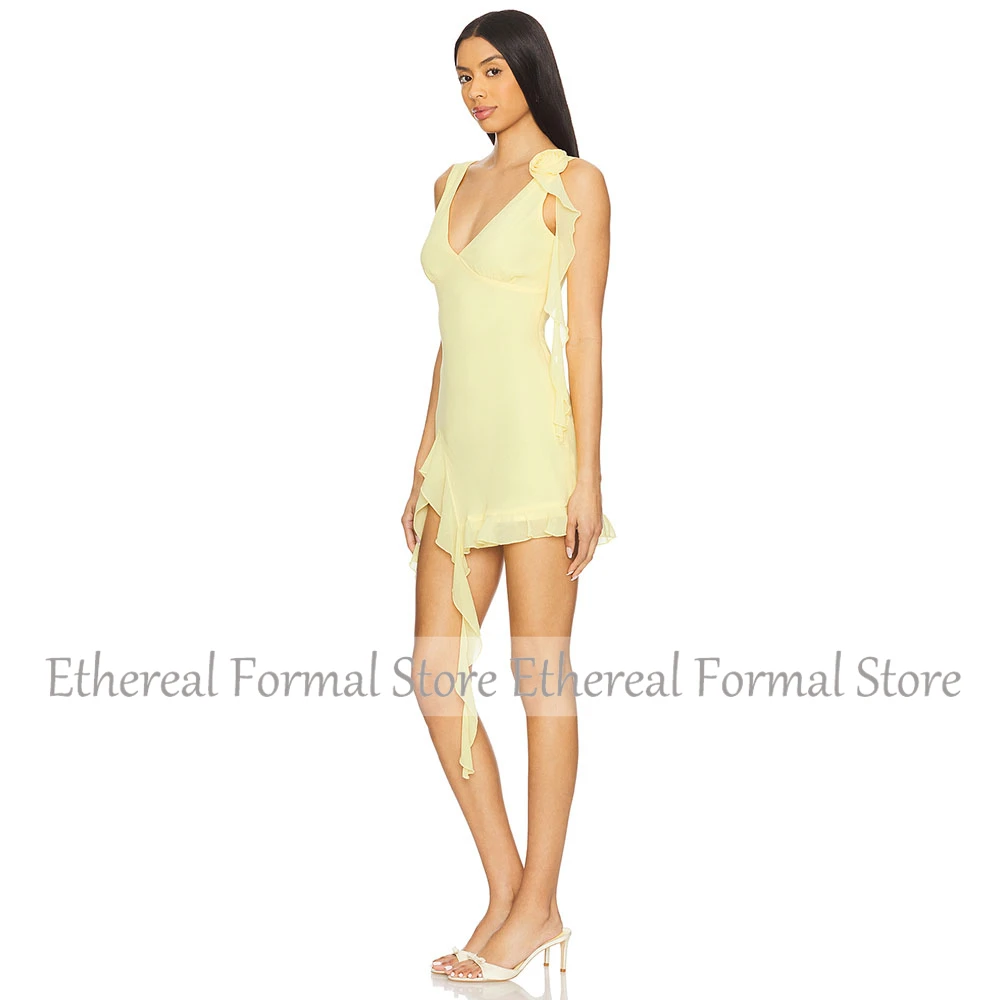 Yellow V Neck Cocktail Dress Mini Short A Line Holiday Party Gown Sleeveless Prom Dress Knee Length Short Homecoming Dress