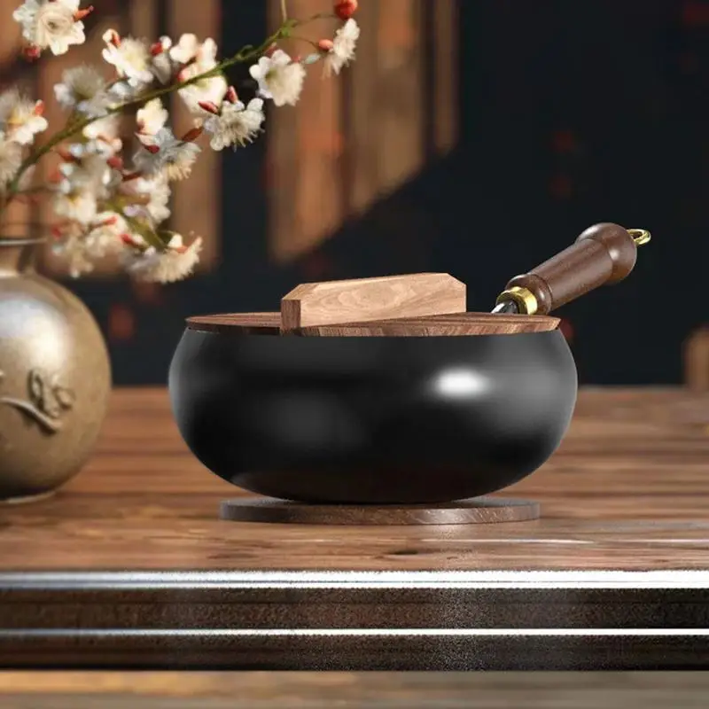 Ancient method big belly iron pot Chinese Wok Big Belly Pot Handmade Forging Small Frying Pan iron pot with wooden handle