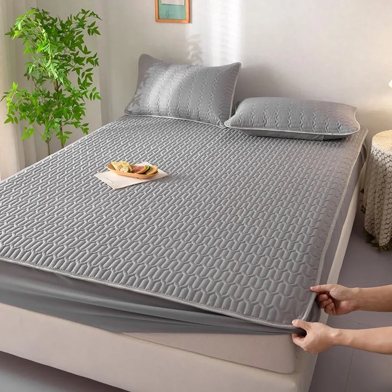 Breathable MattressCover - Hotel Quality Antibacterial Mattress Protector- Soft, Hypoallergenic, , No Pillowcase,Multiple Sizes