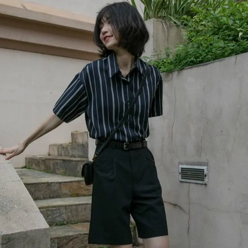 Neutral Hong Kong Style Short-sleeved Striped Shirt Retro British Style Summer Thin Fashion Retro Women