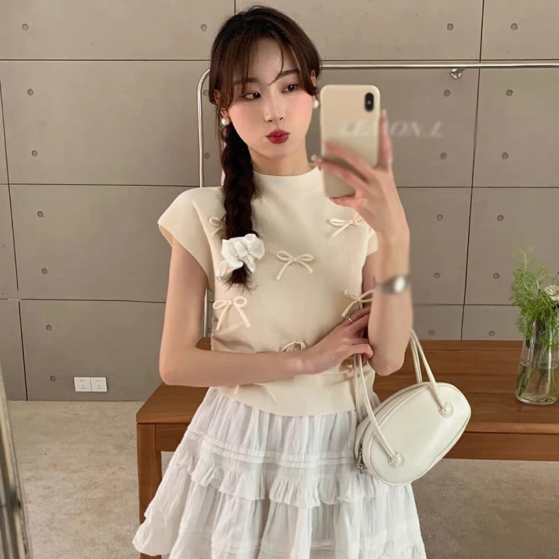 Women Korean Vrsion of Summer Solid Color Bow Sweet Slim Fit Fashionable And Versatile Knitted Short-sleeved Top One Size