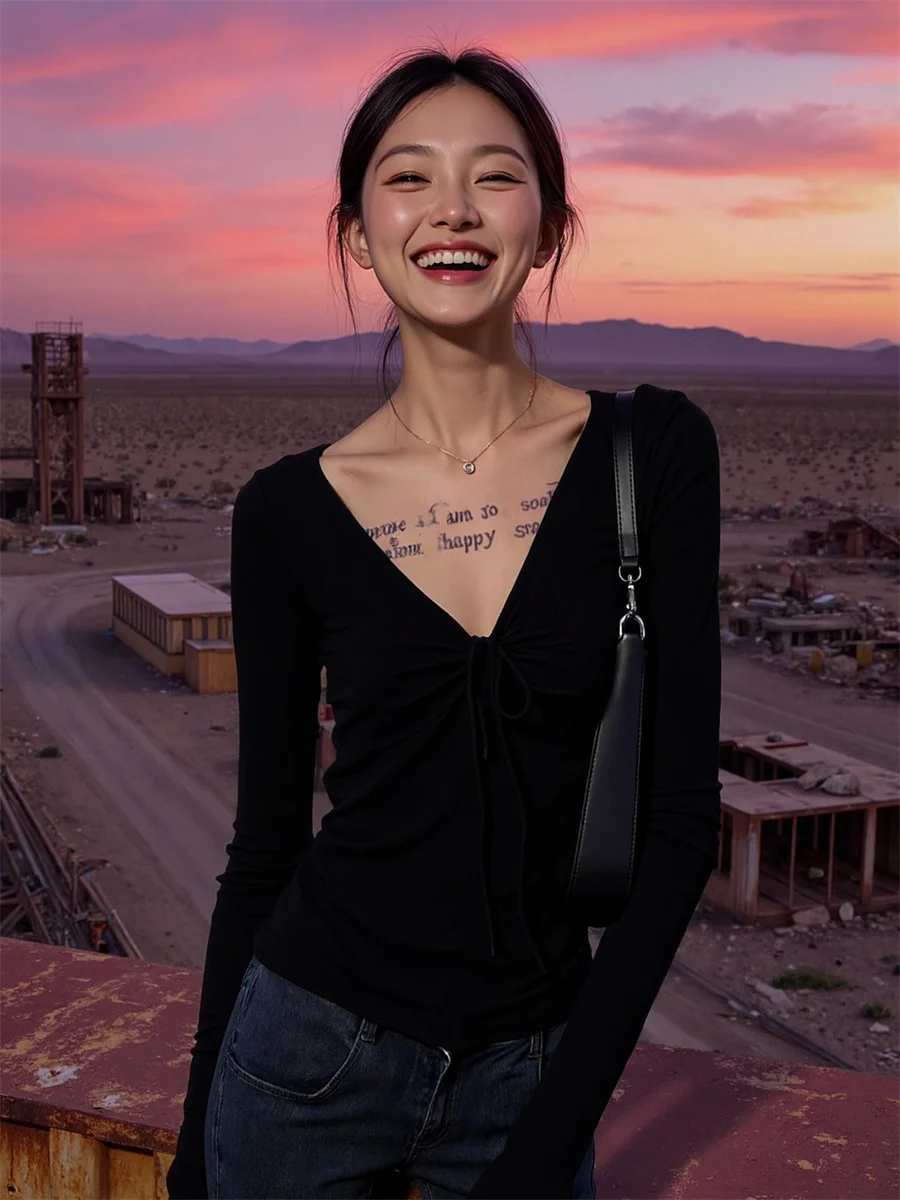 

Женские футболки с длинным рукавом, хлопковые футболки с v-образным вырезом и шнурком, тонкая элегантная женская одежда, тренд 2025, осенняя мода с декоративными деталями