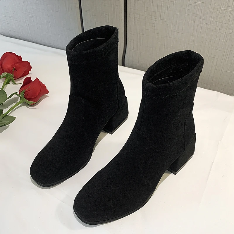 2024 New Autumn and Winter New Thick Heel Square Toe Boots Short Boots Fashion Stitching Suede Gentle Slim Boots Women D101