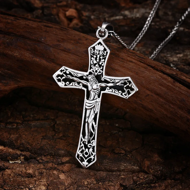 Wholesale 925 sterling silver pendant, personalized and versatile Jesus cross pendant, Thai silver retro vintage vintage fashion