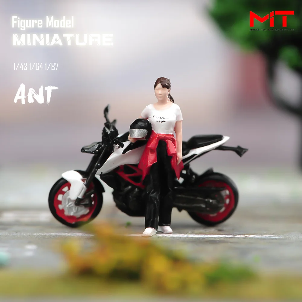 Miniatures Handmade 1/43 1/64 1/87 Scale Painted Girl Motorcycle Scene Props Figures Model Figurine Creative Photography