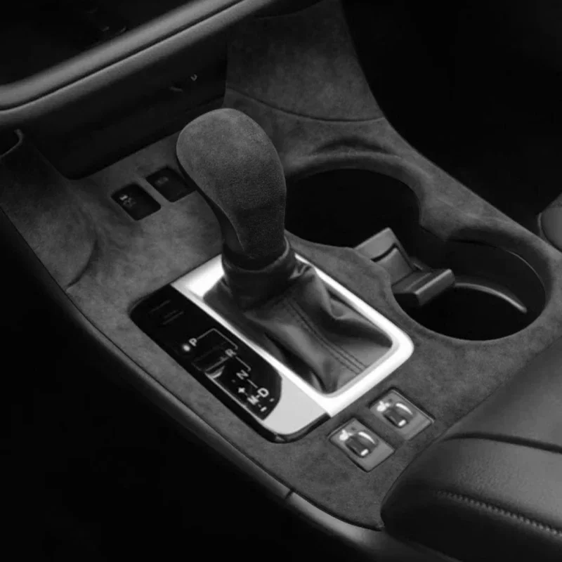

Italian Suede Overlay Interiors for Toyota Highlander XU50 2015-2021 Gears Knob, Gearshift, Armrest Lid, Rear AC Air Vents Frame