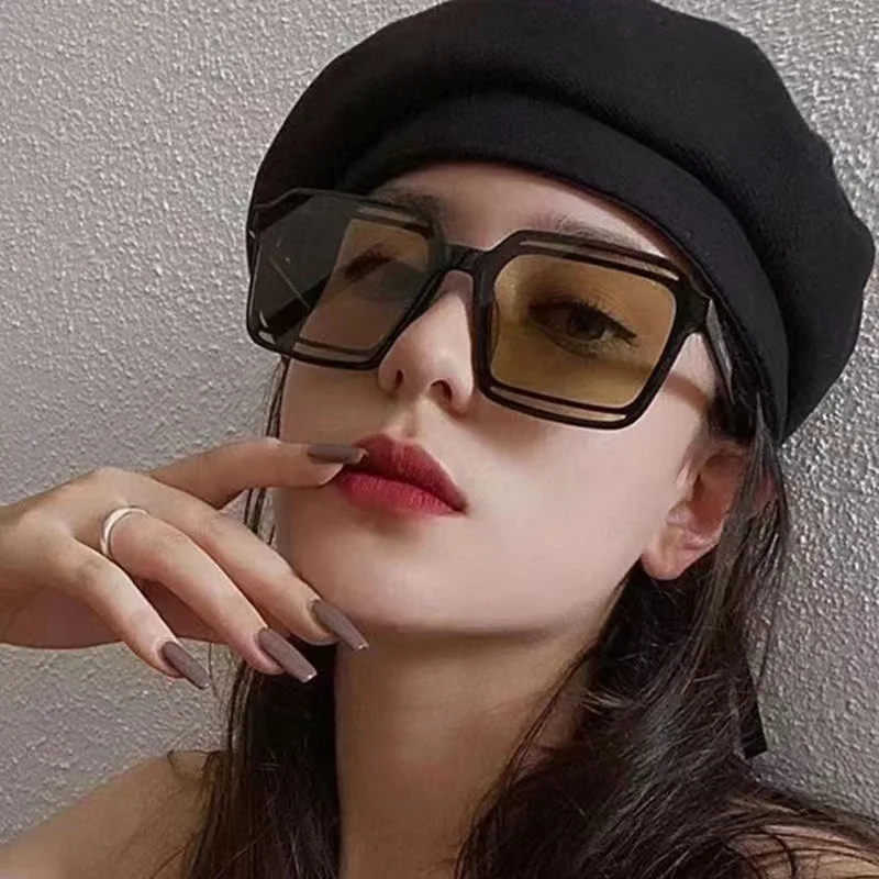 Fashion Retro Square Frame Sunglasses Anti-UV Travel Glasses High Quality Large Woman Eyewear UV400 Gafas Beautiful