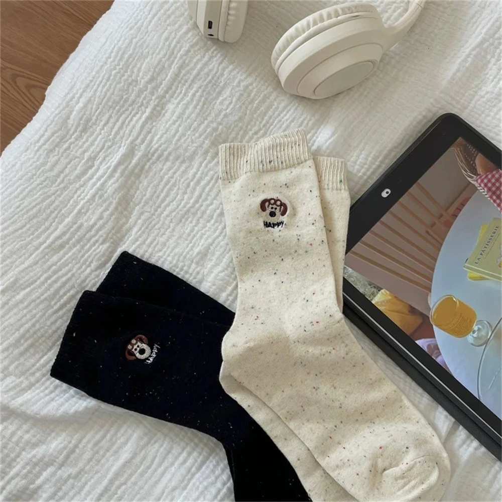 Cute animation peripheral creative spotted cotton versatile couple mid-calf socks are breathable, simple and versatile