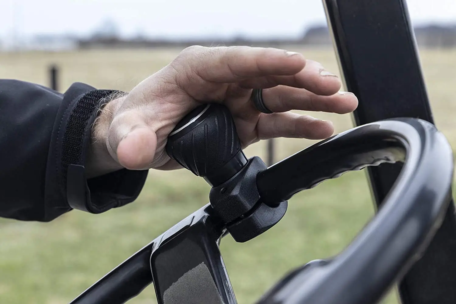 

Steering Wheel Power Handle Spinner Knob Steering Wheel Fit For Cars Trucks Cars Auxiliary Booster Ball Universal Power Handle