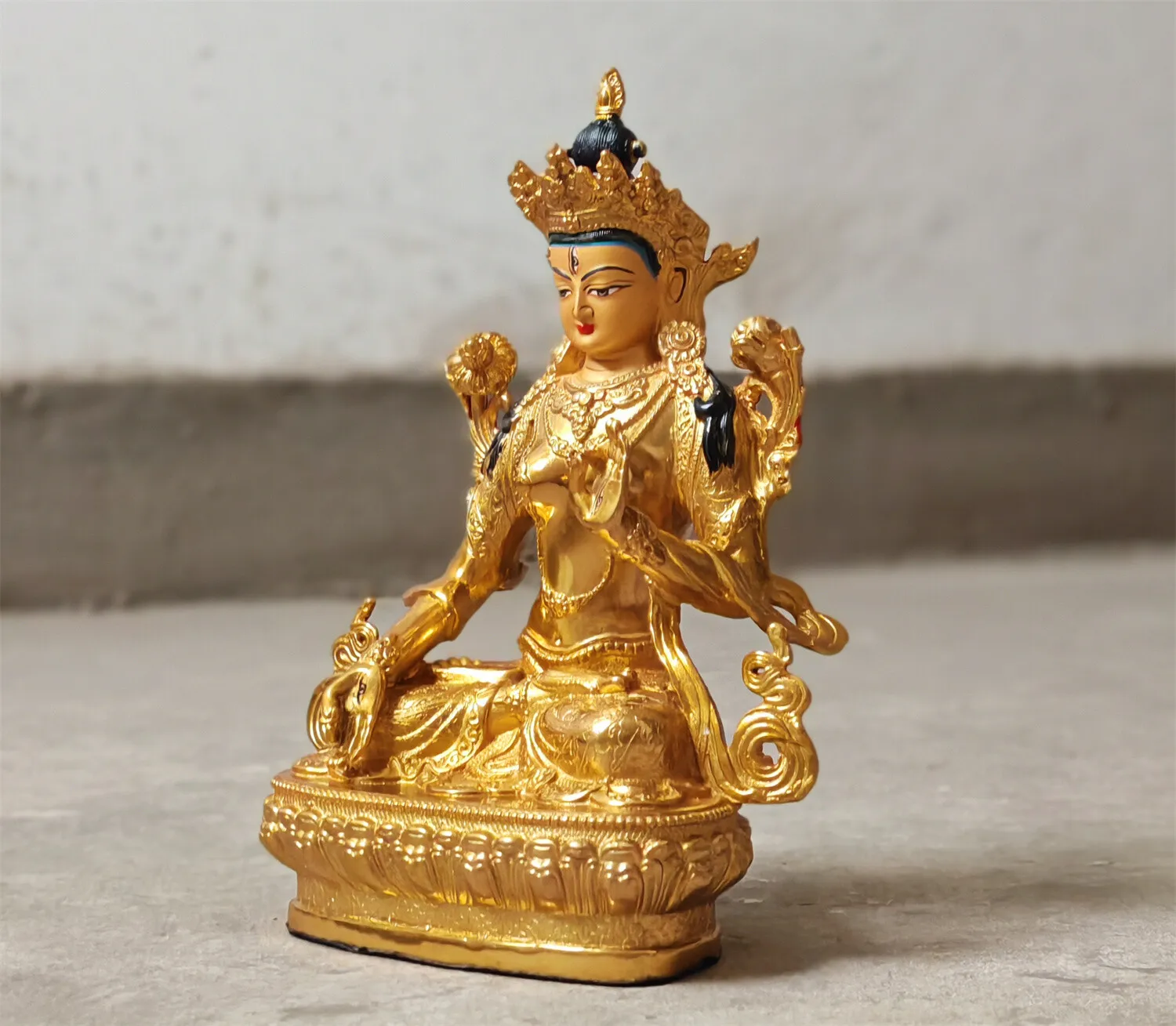 New Kwan-yin Bodhisattva 7 Eyes Tara White Tara Buddha Blessed Treasures Statue