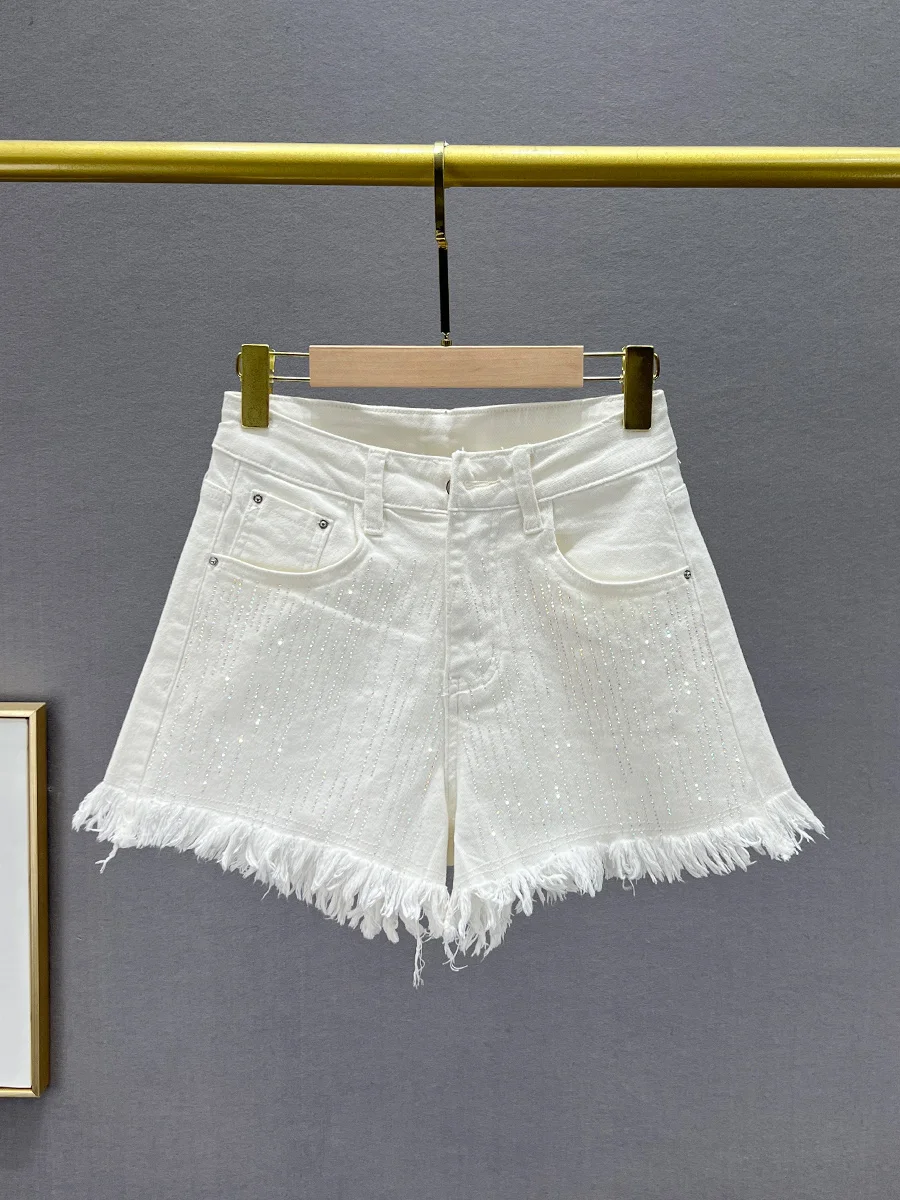 2024 New Summer Wide Legged Denim Shorts High Waist Loose Hot Diamond Edge Hot Pant Trend