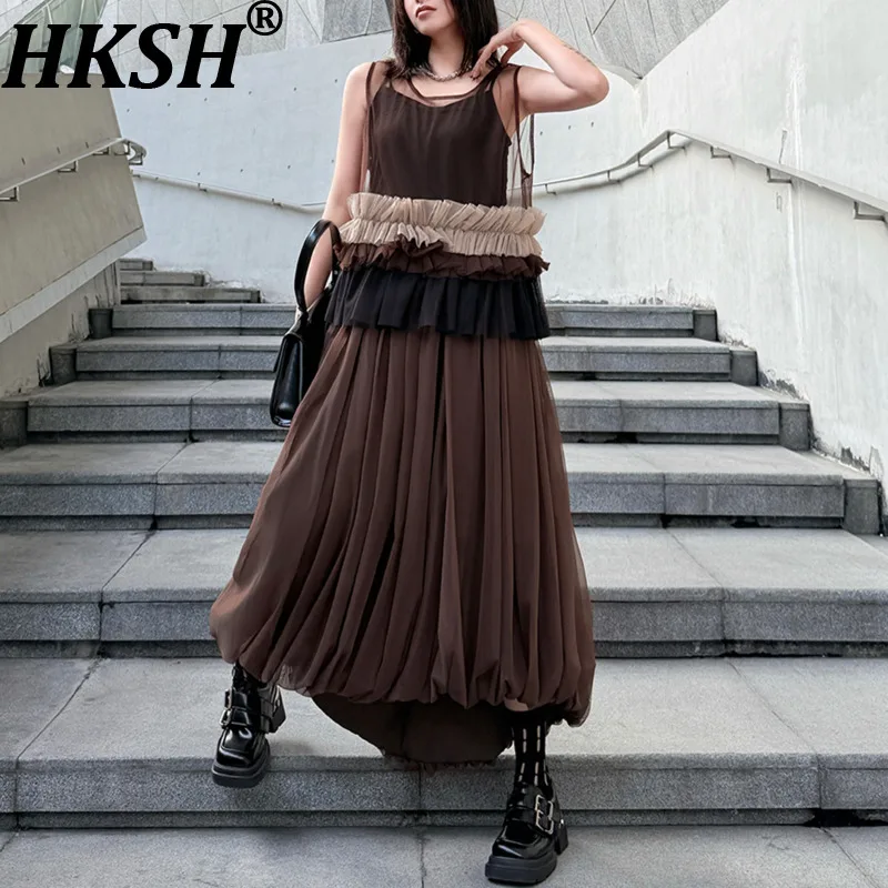 

HKSH 2026 Summer New Women Set Sexy Sheer Mesh Patchwork Ruffled Hem Color Block O-neck Vest Tank Top Pleated Skirt Chic HK17963
