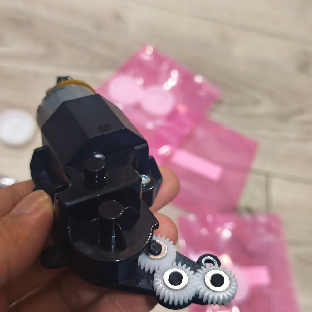 

Q6718-67017 Starwheel Motor For Designjet T610 T620 T770 T790 T795 T1100 T1200 T2300 Z2100 Z3100 Z3200 Z5400