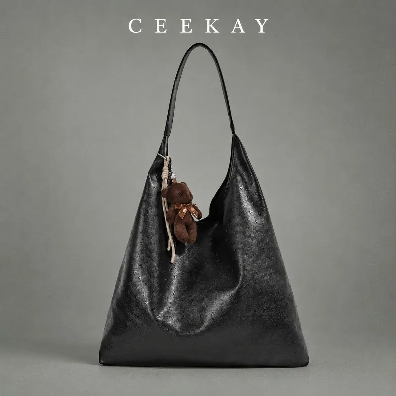 CEEKAY Hobo-Tasche aus Leder mit Bärenanhänger, geflochtenen Details, Tragegriff, vielseitig einsetzbar, ideal für den täglichen Gebrauch, lässig, große Kapazität. – Detail 10