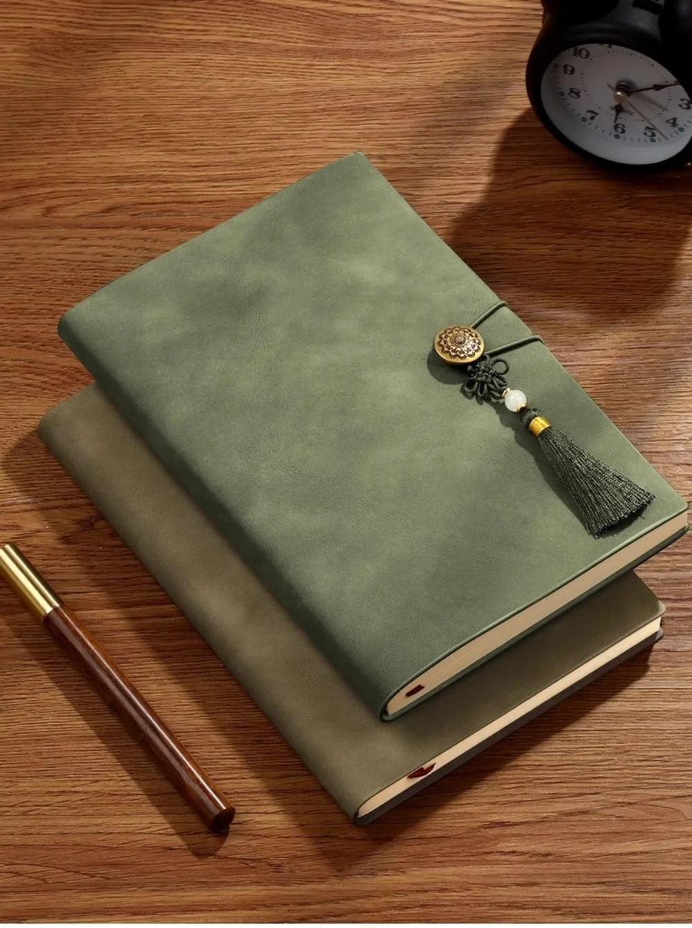 Neues dickes Notizbuch aus PU-Leder mit goldfarbenem Quastenperlenverschluss, Business-Notizblock, 200 Seiten, Besprechungsnotizbuch, Schulbedarf – Detail 13