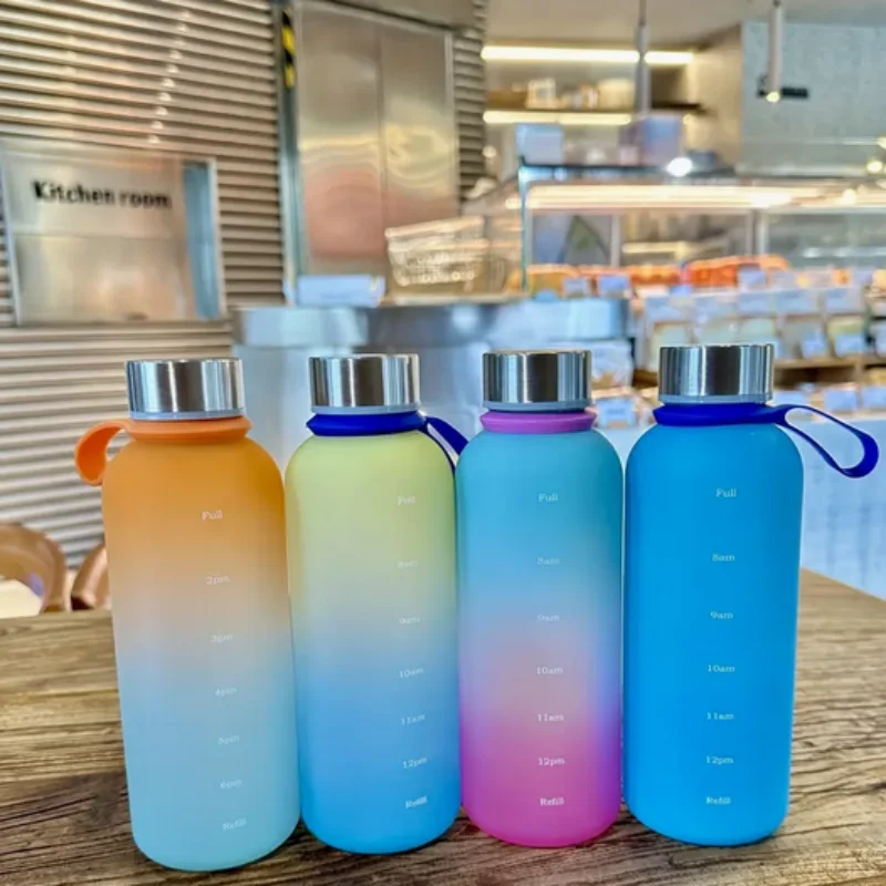 زجاجة مياه بمقبض غير لامع سعة 550 مل - كوب رياضي خارجي محمول مع غطاء مانع للتسرب، مادة متينة للكمبيوتر الشخصي