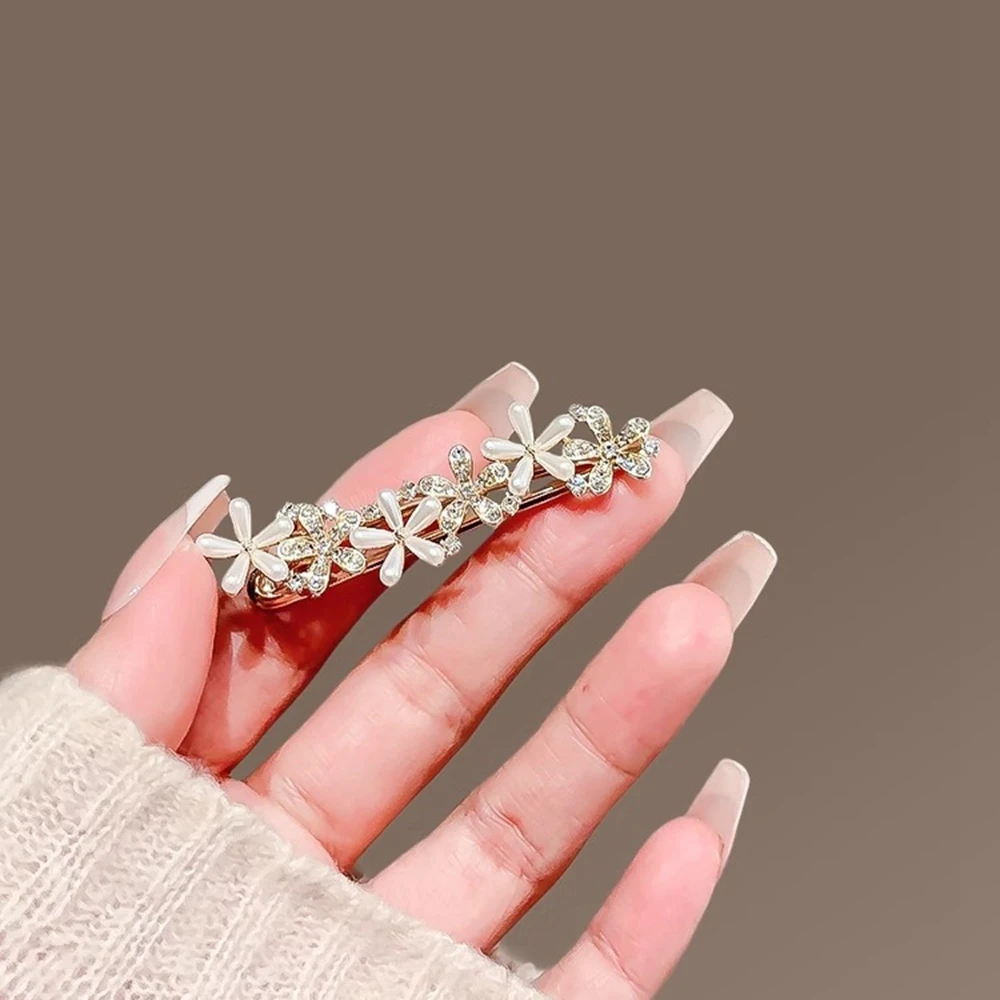 Spinki do włosów z perłami i kwiatami, ozdobne klamry do włosów z cyrkoniami, eleganckie ozdoby do włosów dla kobiet i dziewcząt.