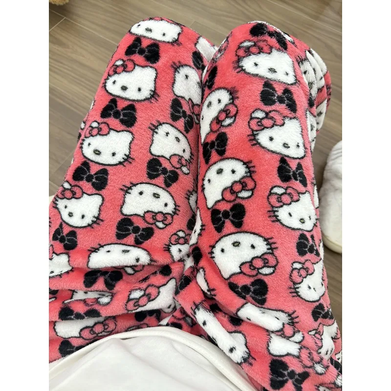 Celana Piyama Flanel Tebal Sanrio Hello Kitty Baru Celana Rumah Ramah Kulit Hangat dan Kasual Musim Gugur dan Musim Dingin