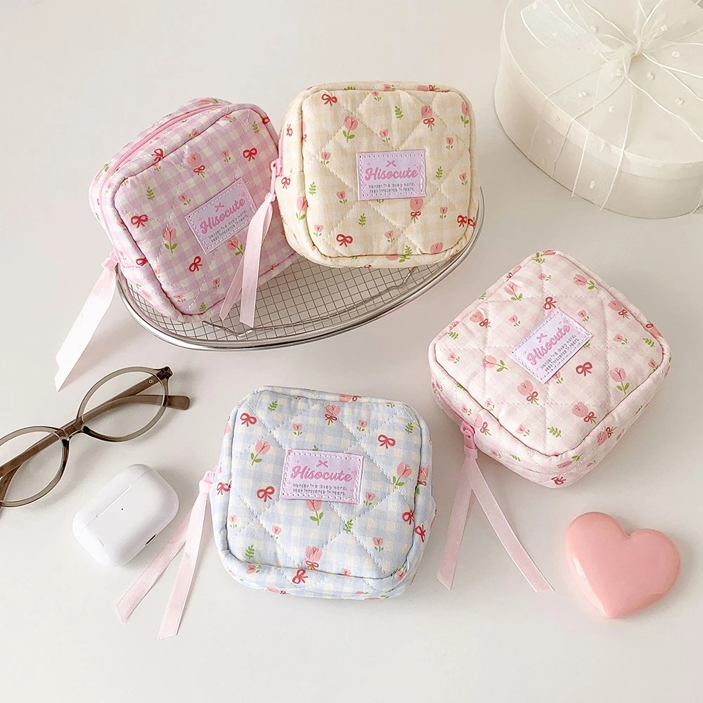 Portable Square Small Makeup Bag with Zipper for Students - Earphones Lipstick Sanitary Pad Storage Wallet for Girls
