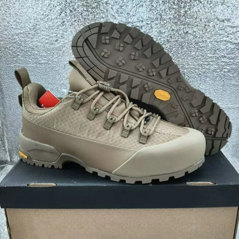 2025 Scarpe da trekking di vendita calda per uomo Scarpe da trekking antiscivolo Scarpe da trekking da uomo firmate di marca Scarpe da arrampicata di alta qualità