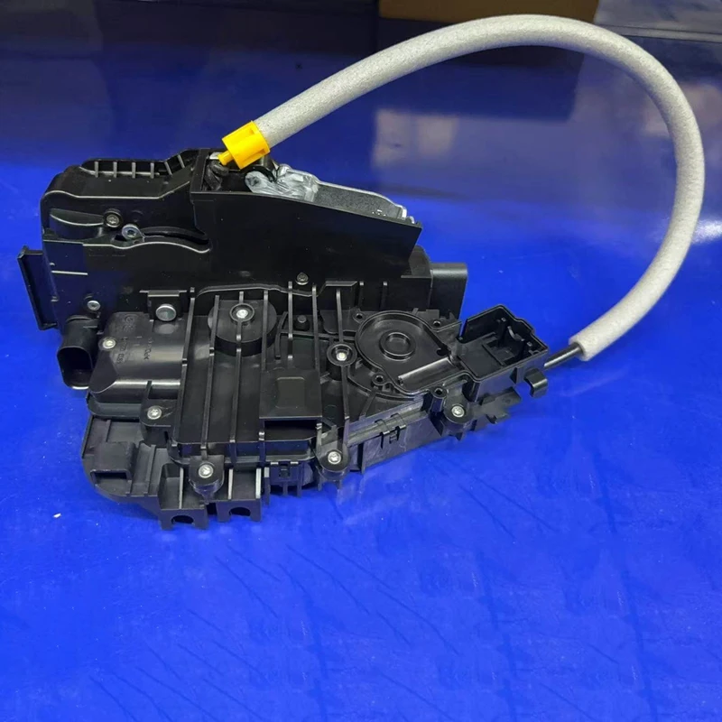 Super Sale A0997200101 Left Front Door Lock Block Door Lock Latch Actuator for 2018-2020 Mercedes-Benz S450